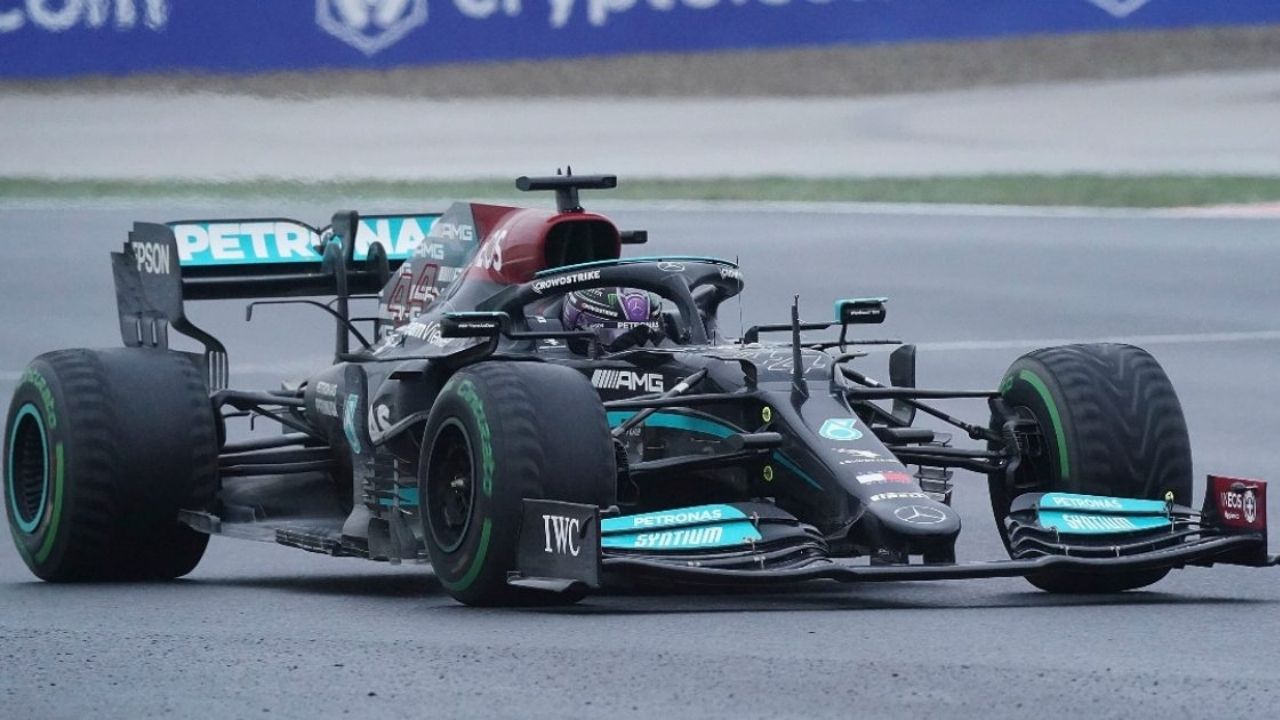 "It was not looking good"– Mercedes reveal Lewis Hamilton would have finished behind Lando Norris if he hadn't pitstopped