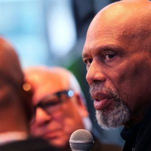 "Kareem Abdul Jabbar's son stabbed someone and only got 6 months in jail?!": Lakers legend's son Adam Abdul-Jabbar shockingly gets off with a slap on the wrist for his egregious crime