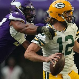 "Really F*cking Good Pressure": Aaron Rodgers Gets Candid on The Pat McAfee Show and Praises Mike Zimmer and the Minnesota Vikings Defense