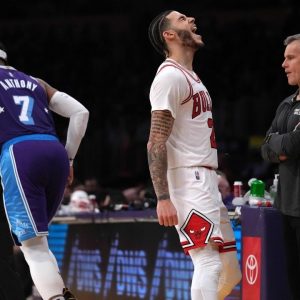 "When Lonzo Ball was with the Lakers, he tried to play a different game!": Bull's Alex Caruso speaks on the Ball brother and just how good he could be in Chicago