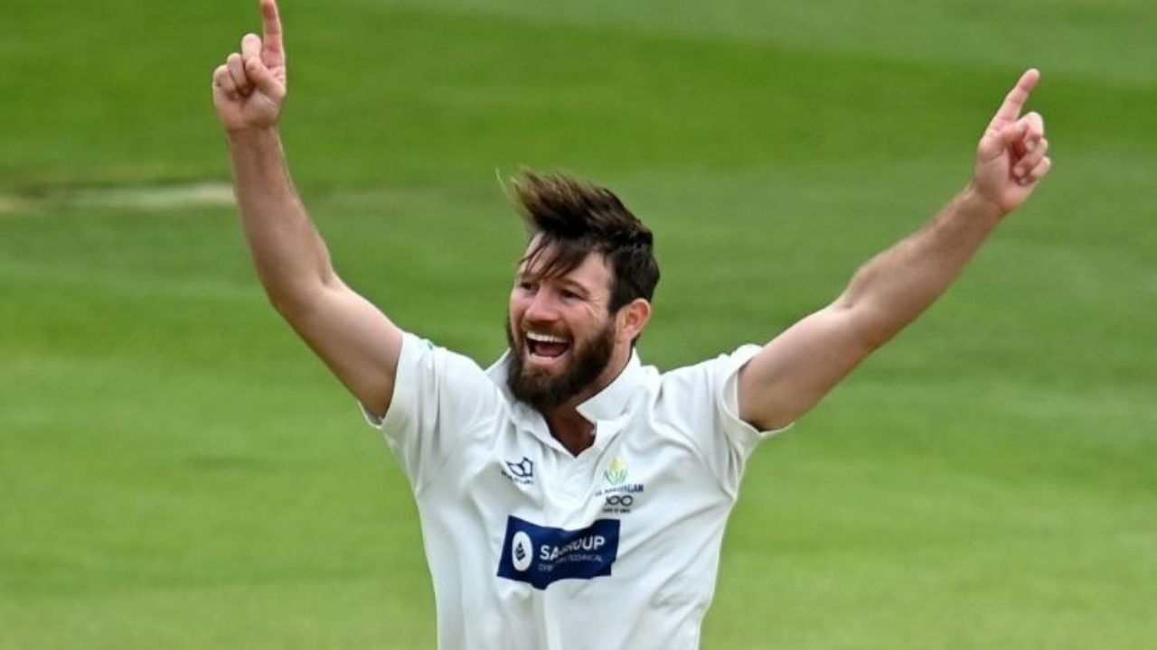 Michael Neser Injury: Queensland pacer suffers hamstring injury in Sheffield Shield 2021-22