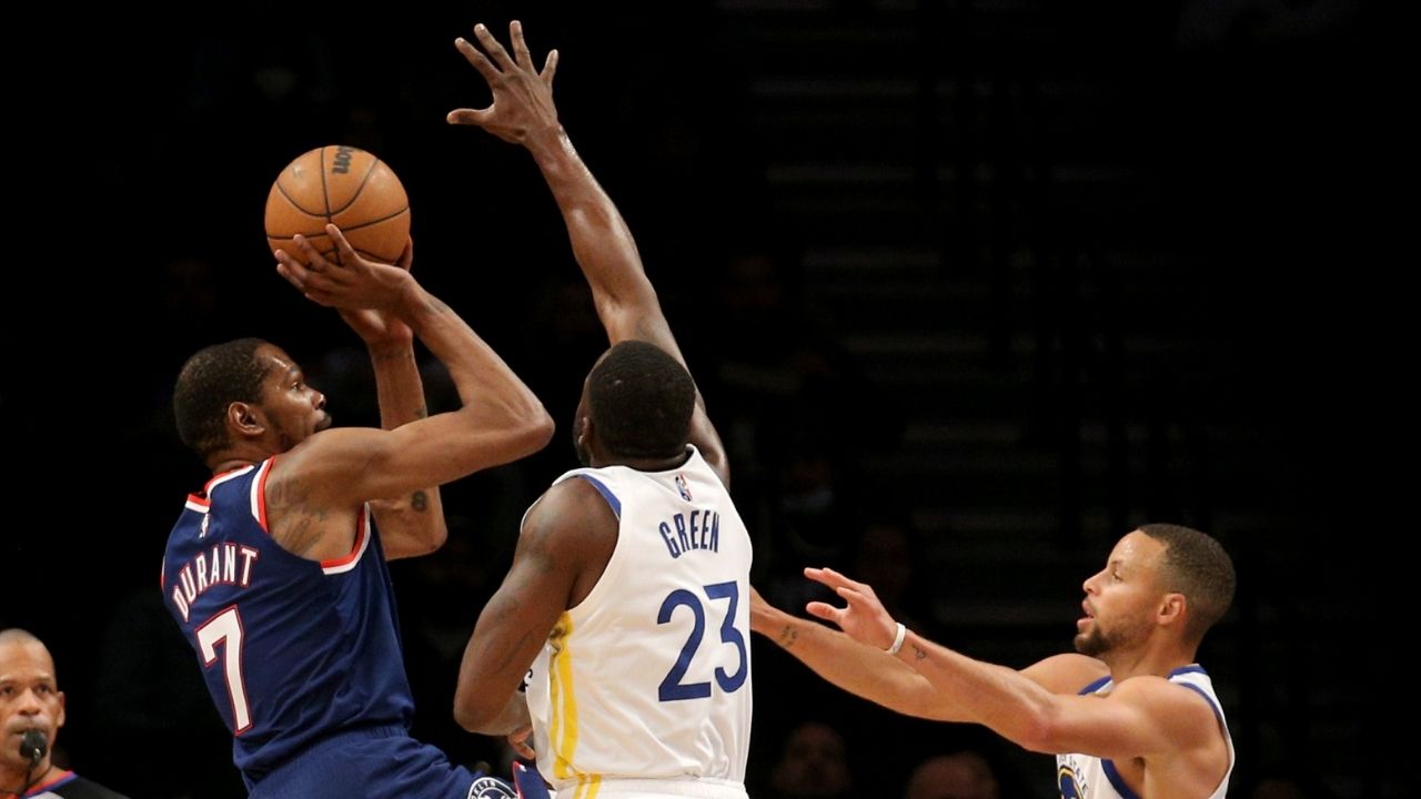 "I wanted that challenge of guarding Kevin Durant!": Draymond Green speaks on guarding the Nets superstar after holding him to an inefficient 19 points in a Warriors victory