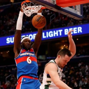 "Damn, what if I miss this free throw, they chanting MVP”: Former Laker Montrezl Harrell discusses surprising MVP chants amid him being 6th in the rankings for the 2021-22 season