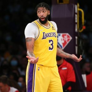 Is Anthony Davis playing tonight vs Charlotte Hornets? Los Angeles Lakers release thumb injury update for The Brow ahead of the clash against LaMelo Ball and co.