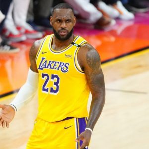 “Jaren Jackson Jr, LeBron James can’t guard you!”: Grizzlies fan instantly regrets heckling the Lakers superstar as he locks down JJJ