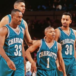 "Muggsy Bogues was 5'3" on the court but a giant to the game": Stephen Curry honors the former Hornets point guard following his documentary release by NBA