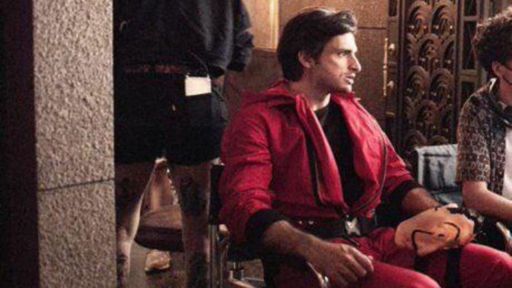 "Carlos fits in like glove, he looks like an actor anyway" - Carlos Sainz to feature in a future episode of Money Heist