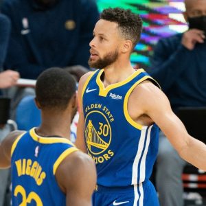 "I let him dunk on me and yell out Karl-Anthony Towns' name": Warriors' Stephen Curry reveals how he motivates Andrew Wiggins before every game this season