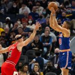 "Ray Allen knew Stephen Curry was coming, and now Curry has crossed him, with ease!": Warriors' MVP now holds the NBA record for most 3 Pointers Made (Regular season+Playoffs)