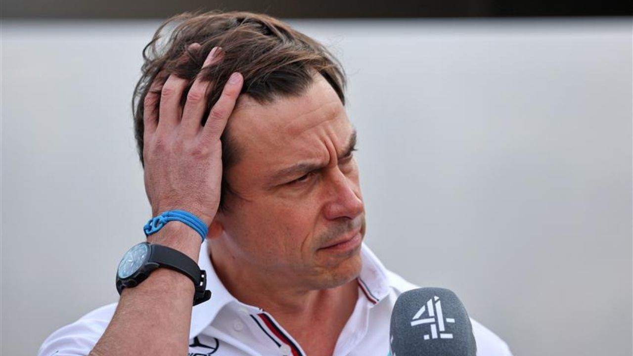 “The emotions are running very, very high" - Toto Wolff believes Max Verstappen will look to collide into Lewis Hamilton at Abu Dhabi to become world champion