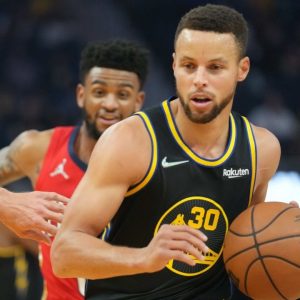 "Stephen Curry channeled his inner Dikembe Mutombo tonight!": Warriors' superstar shines on both ends of the floor, as the Warriors' beat the Zion Williamson-less Pelicans
