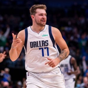 "Luka Doncic really said 'f**ck Tristan Thompson!'": NBA Twitter explodes as the Mavericks star makes an insane highlight to seize the game from the Kings