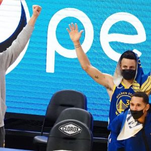 "Stephen Curry is so selfless, man!": Klay Thompson waxes poetic about his fellow Splash Brother ahead of key Warriors game vs Kevin Durant's Nets