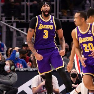 "Anthony Davis joined hallowed air alongside Hakeem Olajuwon, Kareem Abdul-Jabbar last night": Lakers star posts statline comparable to GOAT centers after LeBron James' ejection vs Detroit Pistons
