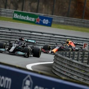 "Engine or rear wing?"– Former Mercedes employee rumoured to have told Red Bull about trick behind high speed