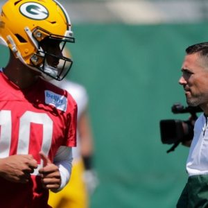 "Can You Throw?": Packers HC Matt LaFleur Asks a Reporter For Help After Aaron Rodgers Tests Positive for COVID-19, and Confirms That Jordan Love Will Be the Starter
