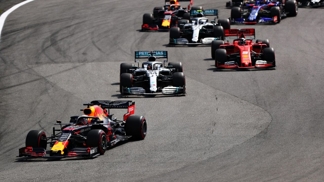 "They're just too quick" - Lewis Hamilton concerned about Red Bull's speed on track ahead of Sao Paulo GP