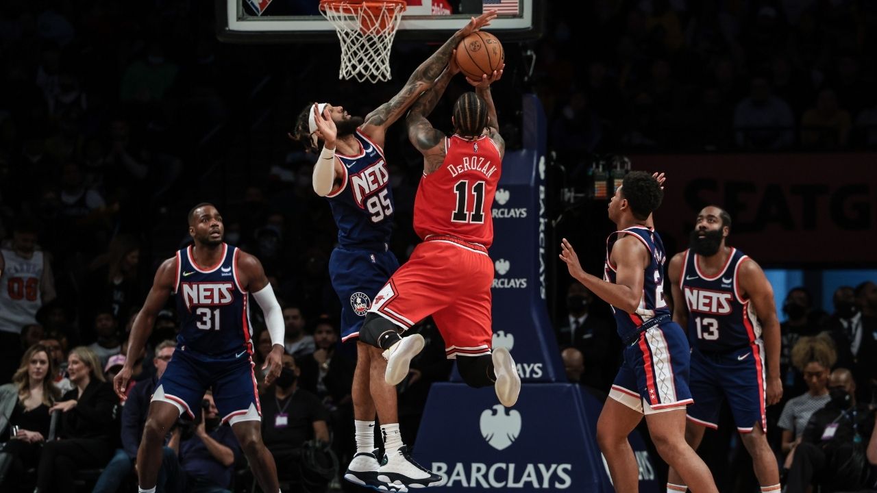 “DeMar DeRozan is the closest thing to Kobe Bryant”: NBA Twitter applauds the Bulls superstar for displaying a Mamba-esque play against the Brooklyn Nets