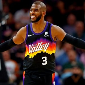 "Day 1? You wasn’t born on my Day 1": Chris Paul's humorous reply to a young Suns fan