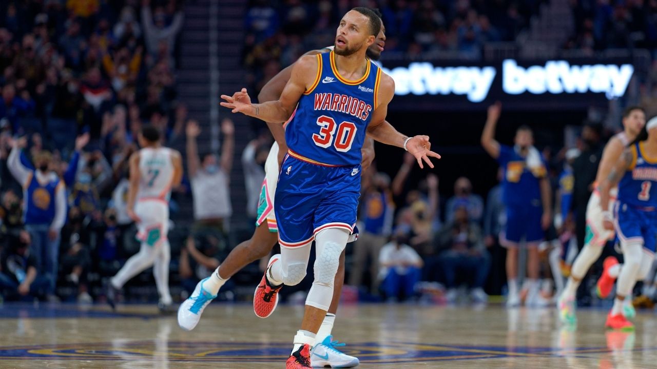 Stephen Curry 3s: Warriors' superstar now trails Ray Allen by just 22 on the All-Time 3-Pointers made list, as the Warriors lose a close encounter to the Spurs