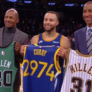 "Reggie Miller and Ray Allen are the pinnacle of how legends support guys like us!": Warriors' Stephen Curry is grateful to the legendary shooters after making NBA History