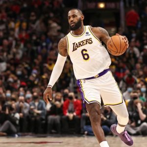 "No championship team was as bad as the Lakers are before winning!": ESPN reveals shocking numbers that expose truth about LeBron James' title challenge