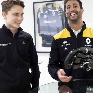 "He didn't just win, he dominated"– Daniel Ricciardo praises Oscar Piastri on his "wild" victory in the F2 championship