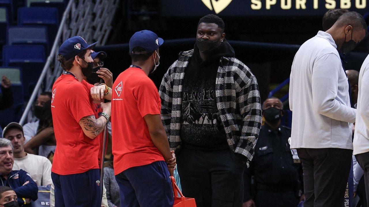 "Zion Williamson skipped rehab workouts, fell asleep during film sessions": Pelicans beat writer levels serious allegations at 2019 #1 draft pick after Zion's return timetable is delayed