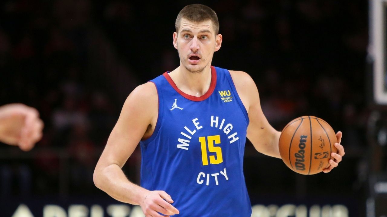 “The only players stopping Nikola Jokic are his injured teammates!”: NBA Twitter reacts as the 2021 MVP puts up an incredible 29/21/5 performance in a disappointing loss vs Hornets