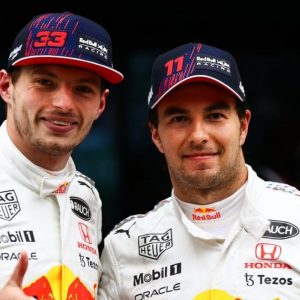 "Oh my God, why are you helping"– Ex McLaren driver claims 20 years ago people would have destroyed Sergio Perez for helping Max Verstappen