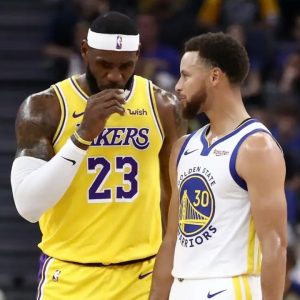 “Stephen Curry is closer to Michael Jordan than LeBron James? LBJ has a resume that runs laps around Curry’s”: Podcast host rubbishes the argument of Warriors' guard being the MJ of this era