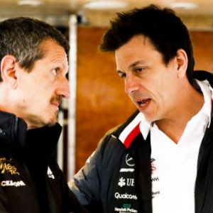 "You're really stupid if you can't manage to do that"- Watch Guenther Steiner roast Toto Wolff in a FIA press conference