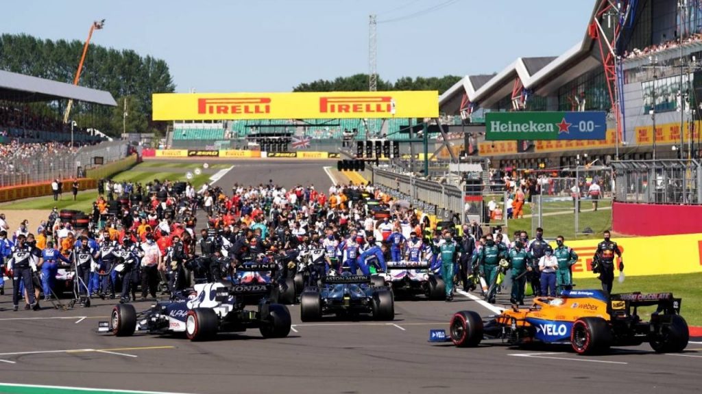 "I hadn't slept in a few days" - Drivers explain how chock-full F1 calendar takes a toll on them