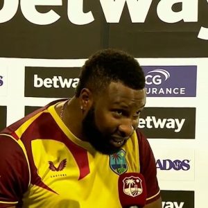 "Always keep a smile when they want me to frown": Kieron Pollard silences critics by singing Sizzla's 'Solid As a Rock' during presentation ceremony