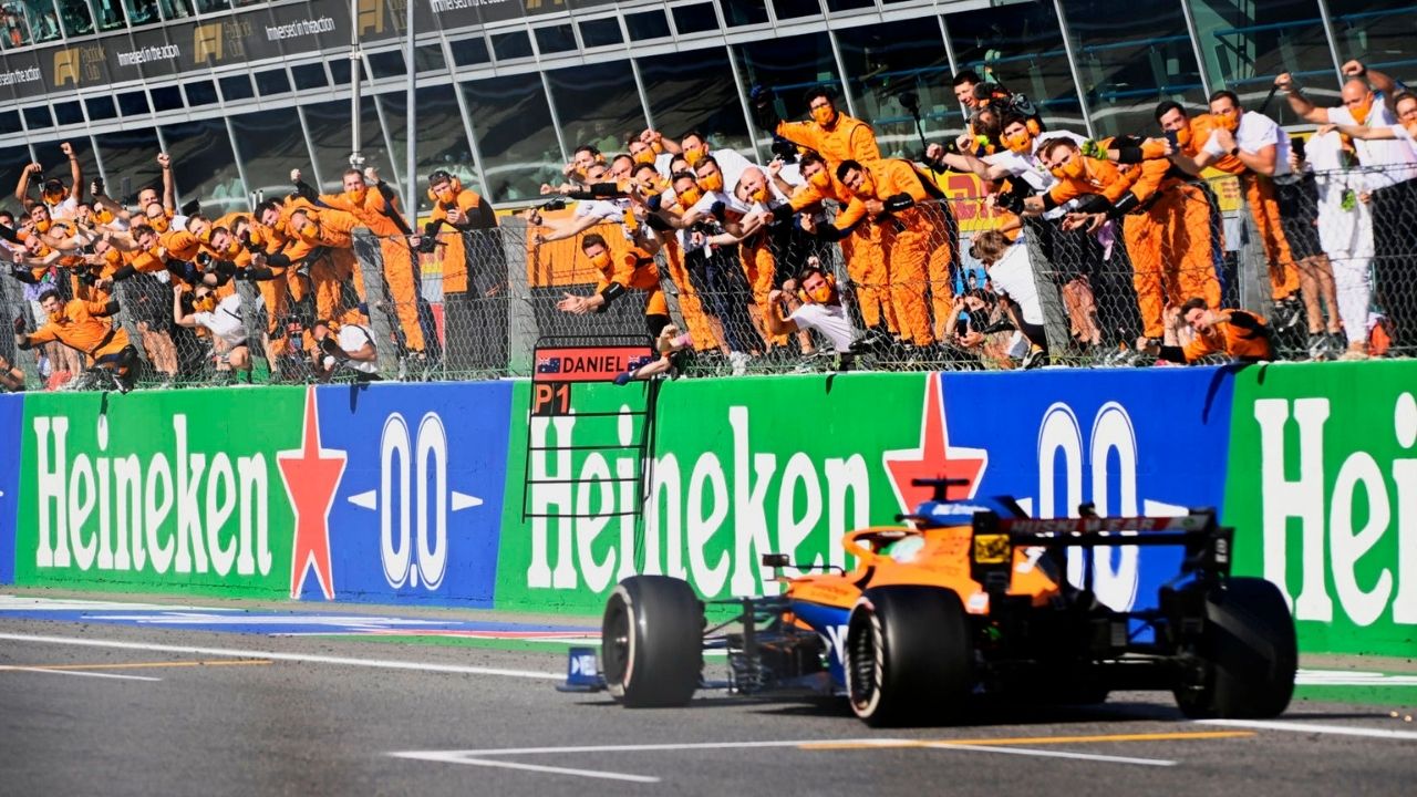 "There is a lot of family style support": Daniel Ricciardo loved the way he was treated by McLaren despite having a subpar 2021 season