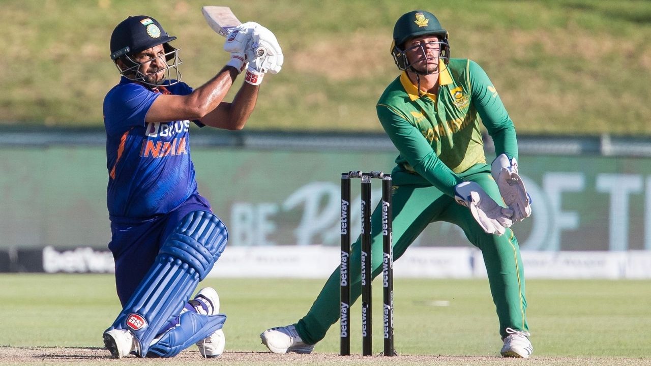 Jayant Yadav stats: Why is Shardul Thakur not playing today's 3rd ODI between India and South Africa at Newlands?