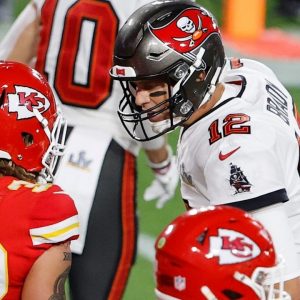 "Tom Brady was like 'well f**k you Tyrann Mathieu'": LeSean McCoy hilariously reveals how Buccaneers QB put the Honey Badger in his place while steamrolling the Chiefs in Super Bowl LV