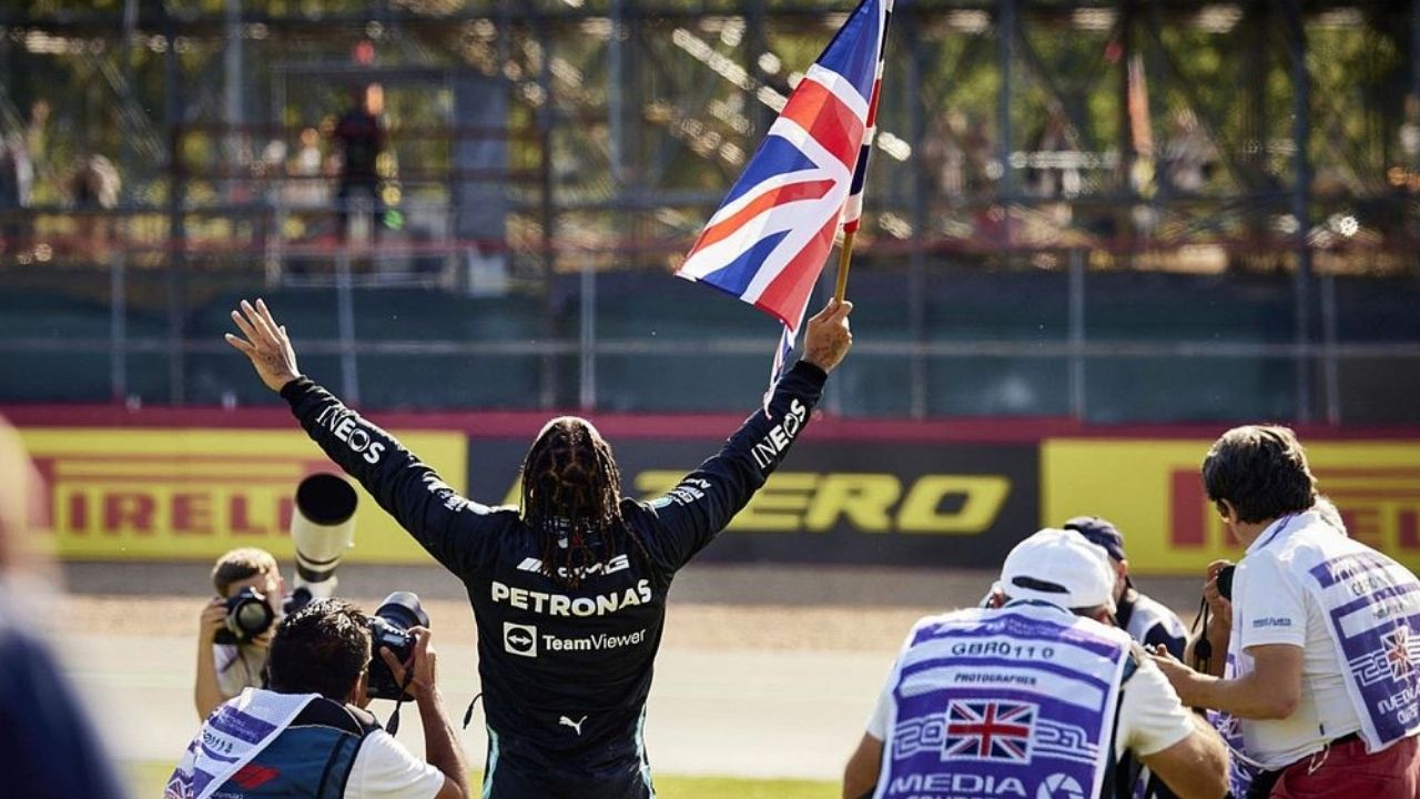 "Lewis now has to come back"- Former world champion says Lewis Hamilton has to come back and fight aggressively for his eighth title