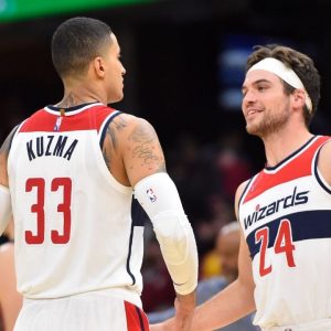 “C’mon Corey Kispert, shoot that!”: Kyle Kuzma seen getting mad at Wizards rookie for passing up open three that would have given the forward his first ever triple-double