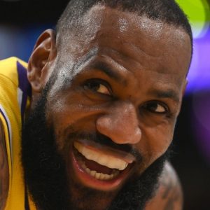 “LeBron James has more Playoff points than 7 whole NBA franchises”: How the Lakers superstar has trumped entire franchises in terms of postseason success