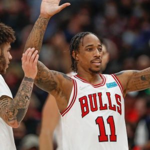 “We have faith in DeMar DeRozan whenever he has the ball in his hands”: Lonzo Ball explains why he picks his Bulls teammate to win the 2022 MVP honors