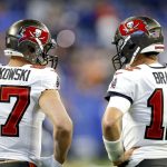 "He might join Tom Brady at Bucs": $45 million Rob Gronkowski's agent drops a massive hint regarding the TE's second-coming