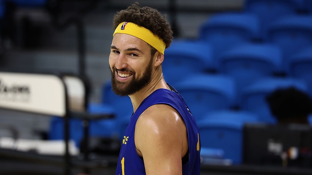 "Klay Thompson knocked down 24 shots to honor Kobe Bryant!": Warriors' superstar knocks down 24-consecutive 3-pointers as he warmed up before the Dubs took on the Utah Jaz