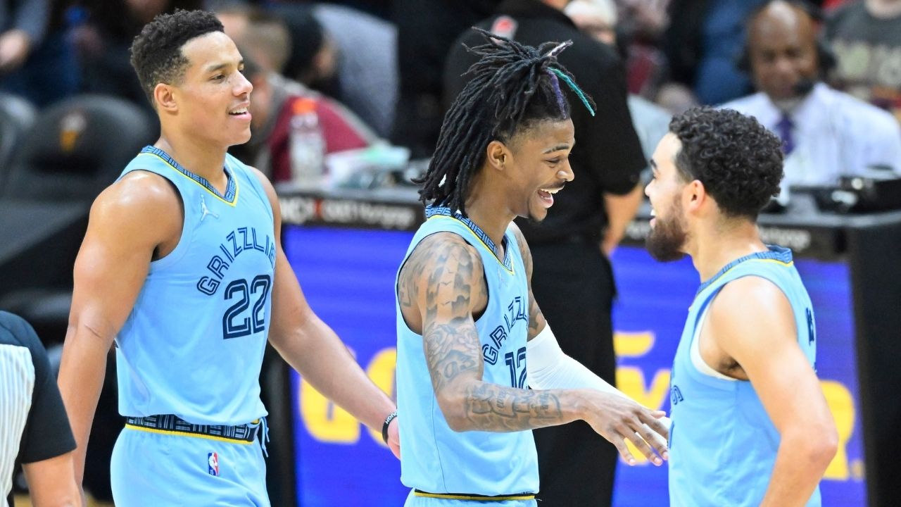 "Ja Morant is now in the Giannis and LeBron James category?!": Cavaliers fans are left fuming as officials miss egregious violation by Grizzlies star in crunch time
