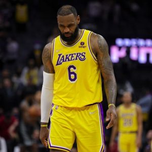 "LeBron James' Lakers have not won against a .500 team in a whole month!": StatMuse uncovers embarassing stat about the King and his team after blowout loss vs Nuggets