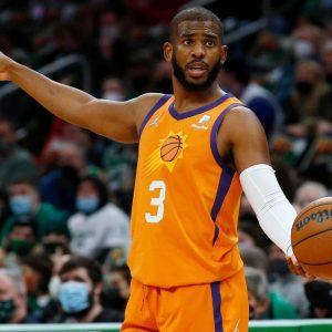 “Chris Paul is truly a pass-first wizard who has been killing it for 16 years now!”: NBA Twitter lauds the Suns star for tying Isiah Thomas for recording 98 15-assists games