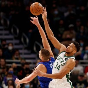 "Do I wanna do what Giannis Antetokounmpo did for Denver? Of course!": Nuggets' MVP front-runner Nikola Jokic talks about his bond with the Greek Freak, talks about looking upto him