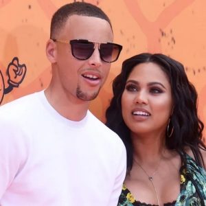 "Doesn’t Stephen Curry losing feel like getting punched in the gut?”: When a Rockets' fan decided to heckle a pregnant Ayesha Curry in front of Dell Curry after Game 5 of the WCF in Houston