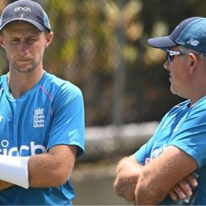 "I think he's very calm, he has the respect of the guys": Joe Root backs Chris Silverwood to remain the coach after a disappointing Ashes 2021-22