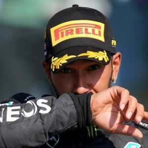 “Motorsport is not like football, we are fans of everyone, of course a little more of Max Verstappen"– Former F1 driver feels its shameful for F1 fans to boo Lewis Hamilton